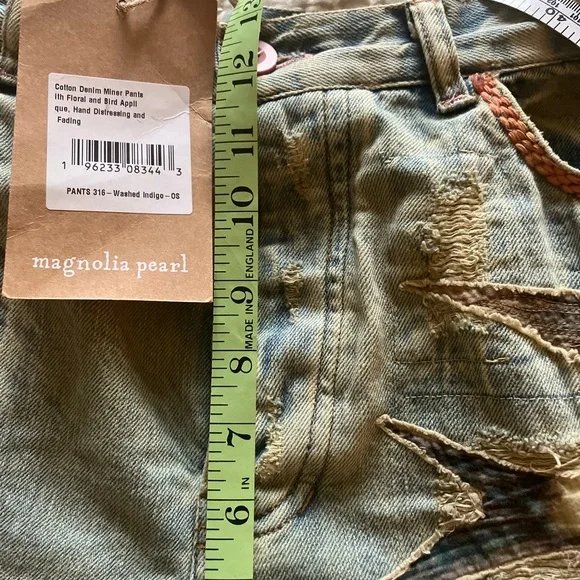 Magnolia Pearl Floral Distressed Jeans - Blue and Pink - Picture 10 of 12